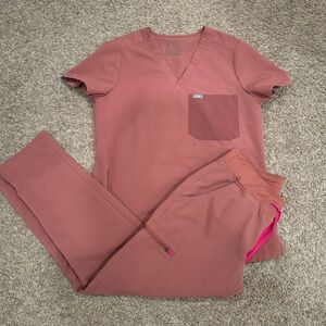 Women’s Figs Mauve Scrub Set Small/SP